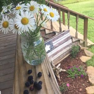 Meet your Posher, Karissa